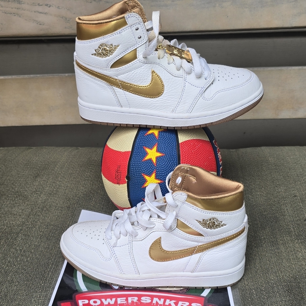Jordan 1 Metallic Gold